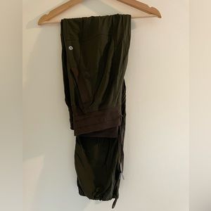 Size 6, green lululemon joggers (Dance Studio Pant) , elastic ankle
